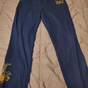 Alfred Dunner Blue Elastic Denim Floral  Embroidered Leggings Slim 16
